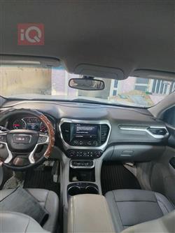 جي ام سي اكاديا